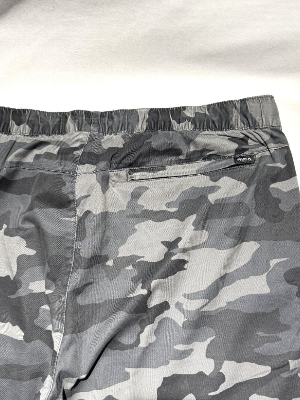 RVCA Spectrum VA Track Pants XXL Gray Camo Stretch Waist Drawstring Stretch